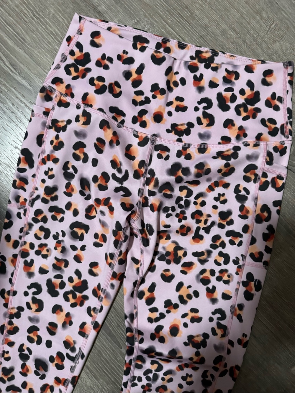 High-Rise Pink Leopard Print Leggings - Picture 2 of 7